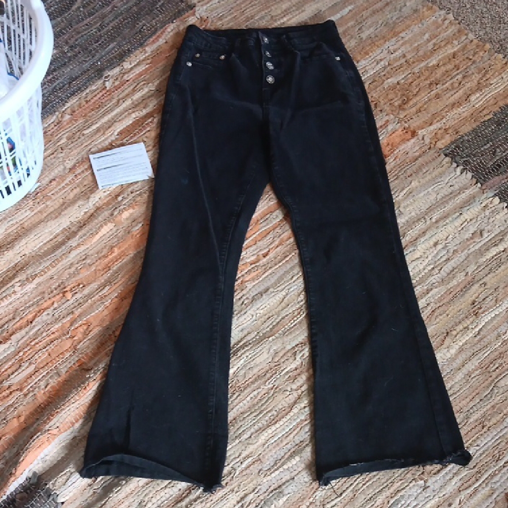 Black Flared Jeans